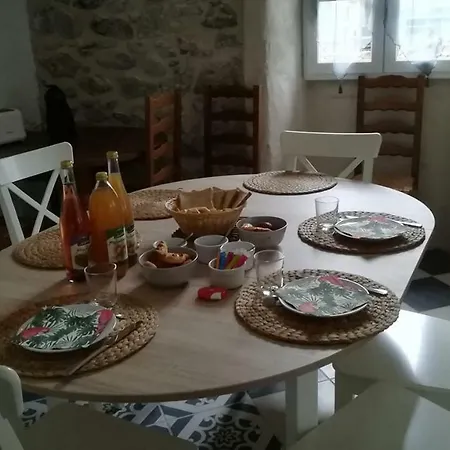 Nostra Demora